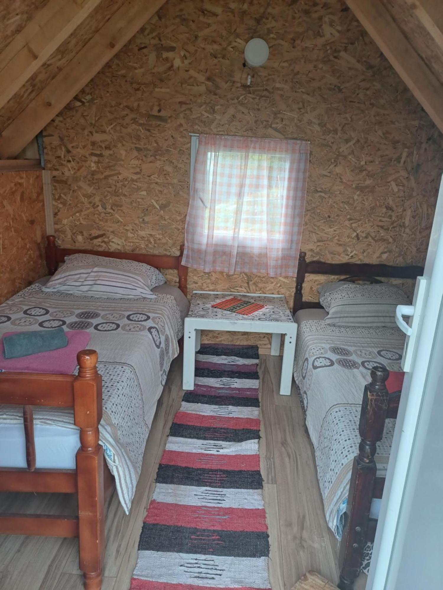 Katun Ljeljenak Hotell Plužine Eksteriør bilde