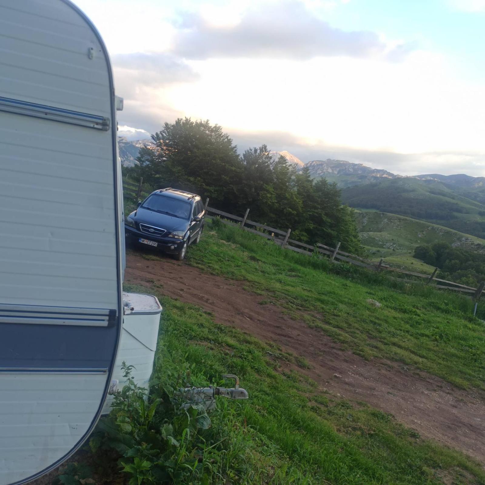 Katun Ljeljenak Hotell Plužine Eksteriør bilde