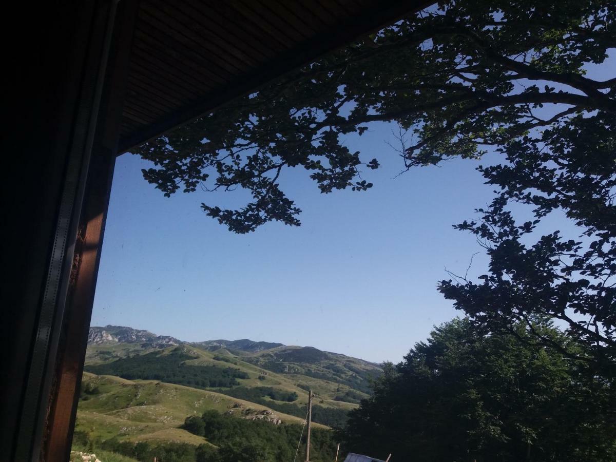 Katun Ljeljenak Hotell Plužine Eksteriør bilde